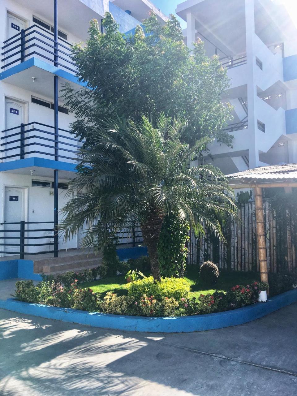 Hostal Albatros Manta Exterior photo