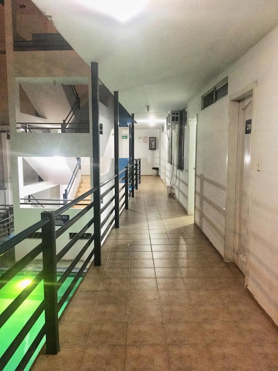 Hostal Albatros Manta Exterior photo